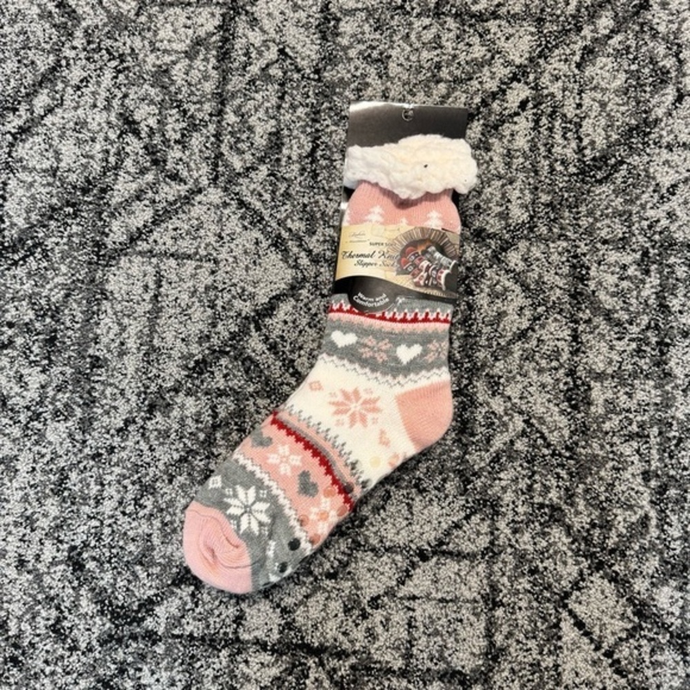 Thermal Knit Slipper Socks in Pink and Gray